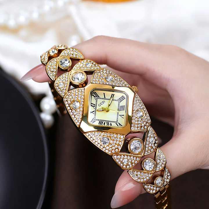Reloj Real Elegante con Cristales Brillantes