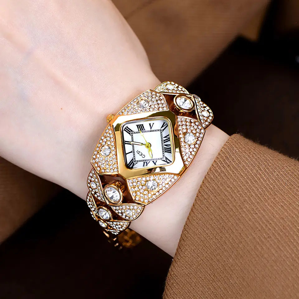 Reloj Real Elegante con Cristales Brillantes